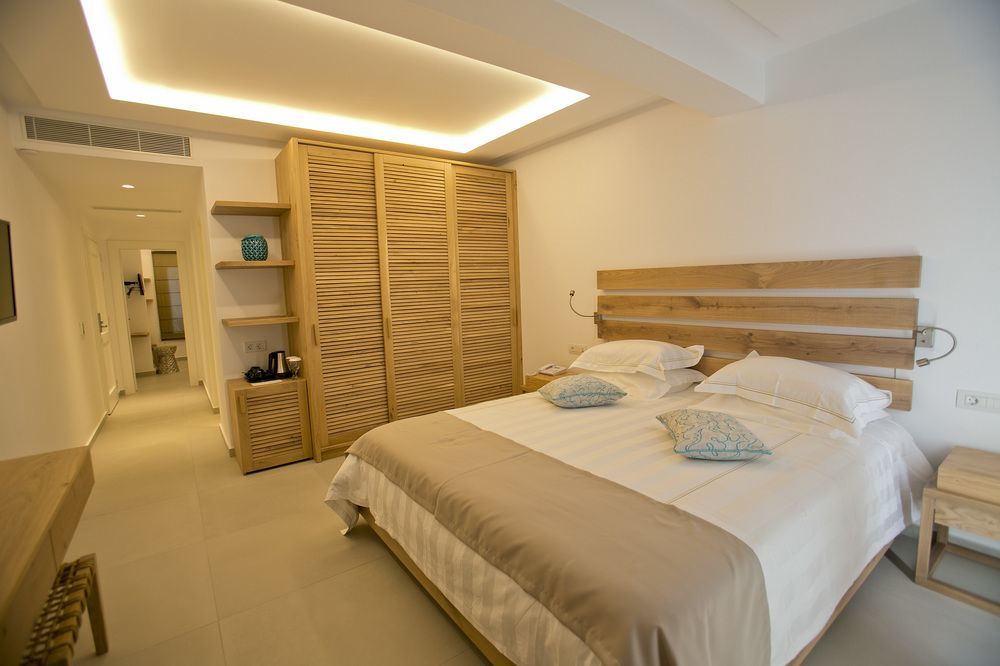 Thalassa Boutique Hotel - Suites - Adults Only Platys Gialos  Exterior photo